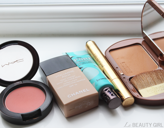 what's in my travel makeup bag